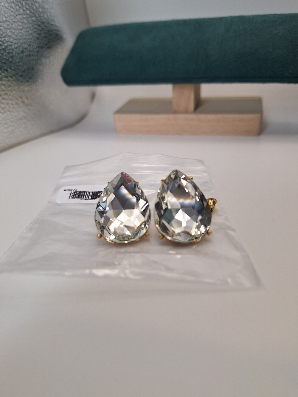NWT Macy's Oversized Pear Cut Crystal Statement Stud Earrings | Gold Tone - Picture 3 of 13